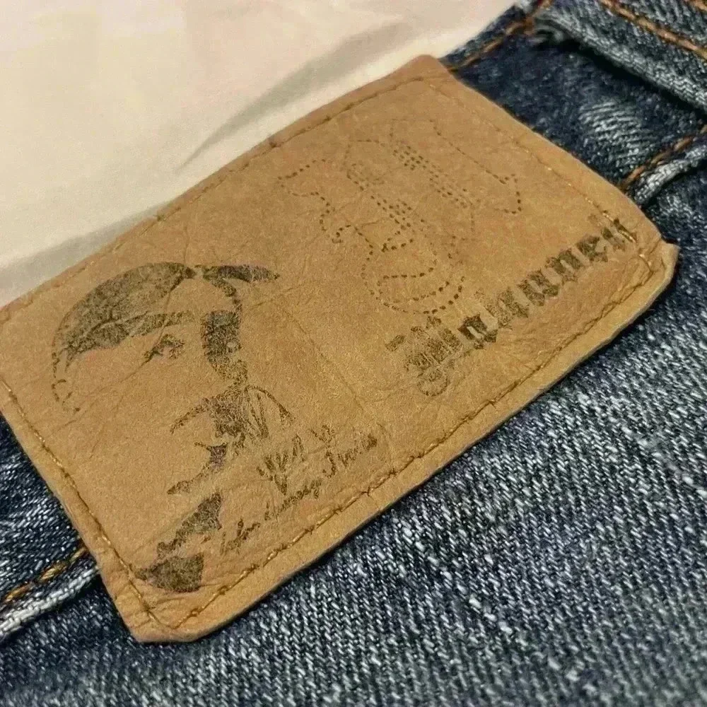 VTG MAKAVELI Brand Tupac Denim Jeans Rap Portrait Logo 90s 2Pac Size 14 wide leg - Picture 5 of 16